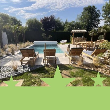 Le Petit Manoir Bed and Breakfast Farceaux Εξωτερικό φωτογραφία