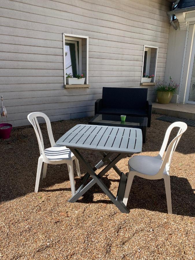 Le Petit Manoir Bed and Breakfast Farceaux Εξωτερικό φωτογραφία