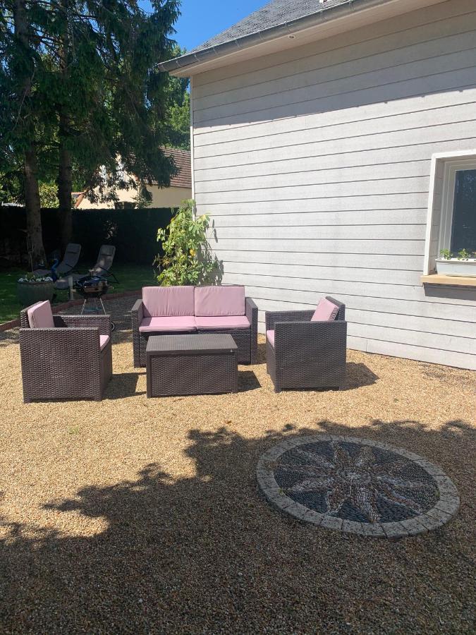 Le Petit Manoir Bed and Breakfast Farceaux Εξωτερικό φωτογραφία