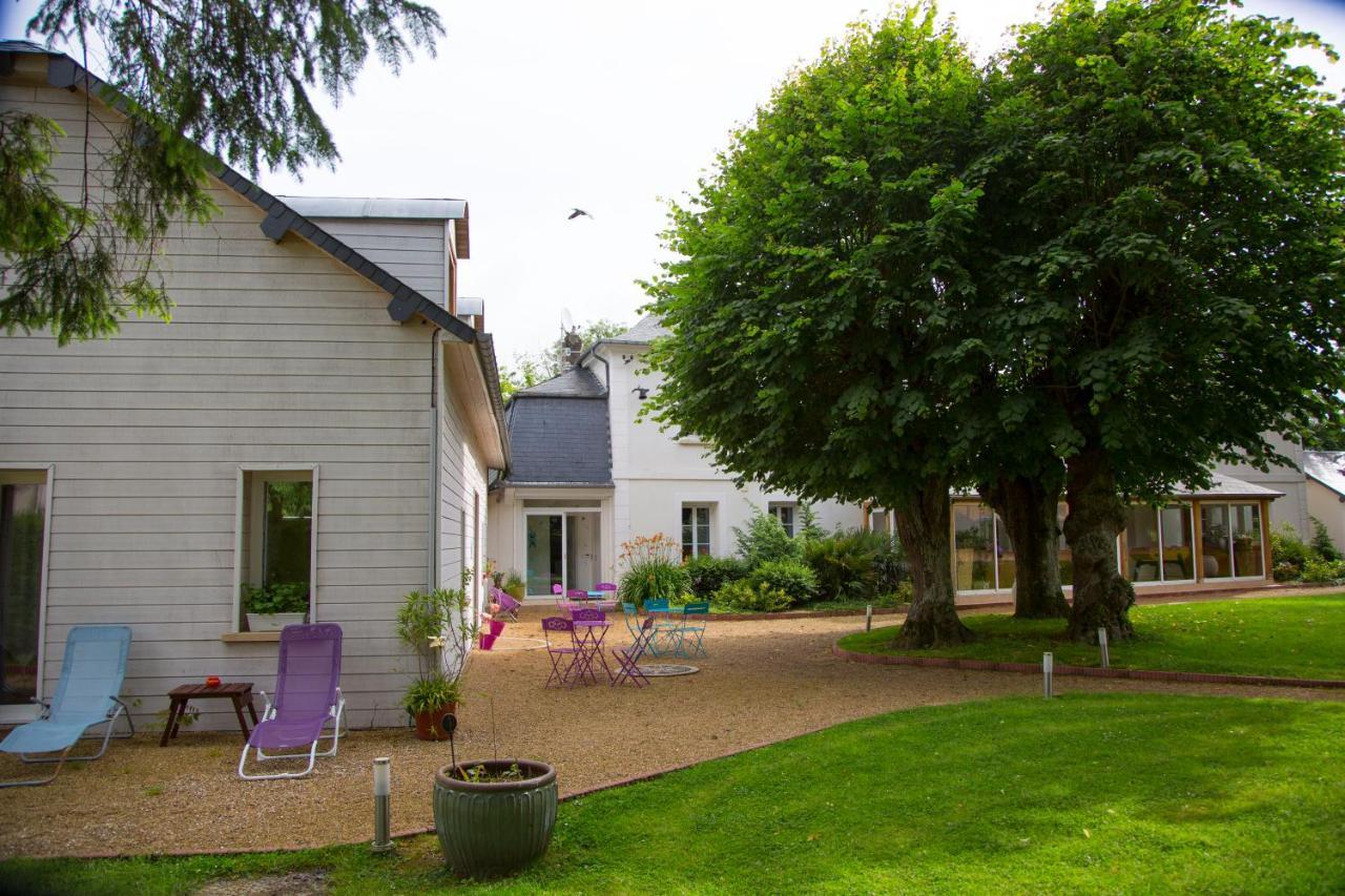 Le Petit Manoir Bed and Breakfast Farceaux Εξωτερικό φωτογραφία